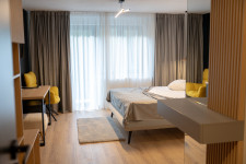 Hotel Piscul Negru