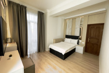 PICCOLO MONDO PICCOLO MONDO