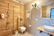 VILA CENTRAL CONSTANTA