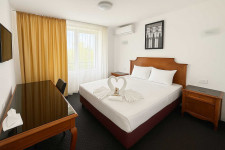 Hotel Excelsior 2*(Almaris) Hotel Excelsior 2*(Almaris)