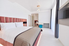 Building Stefan Resort