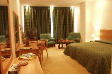 Hotel Queen Vera Mamaia