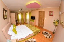 VILA LIANA ORADEA 2* VILA LIANA ORADEA 2*