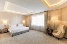Prahova Plaza 4* Prahova Plaza 4*