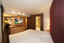 EDEN RESORT EDEN RESORT