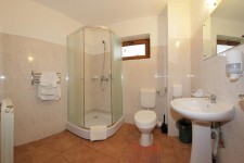 Pensiunea Casa Cu Tei Pensiunea Casa Cu Tei