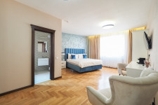 Boutique Central 4* Boutique Central 4*