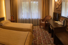 Casa Iris Hotel si Restaurant