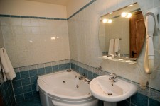 PENSIUNEA LA CUPOLA PENSIUNEA LA CUPOLA